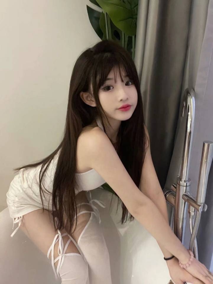 234741j95h0z39cr83r54h.jpg